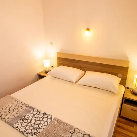 With A Parking Space Baska, Krk - 19512 Apartment Baska (Krk)