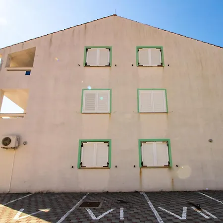 With A Parking Space Baska, Krk - 19512 Apartman